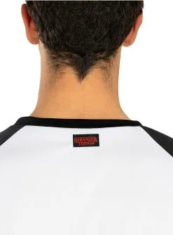 Hellfire Club Stranger Things 4 T-Shirt - Official Netflix -Stranger Things Verkäufe hellfire club stranger things 4 t shirt official netflix 3